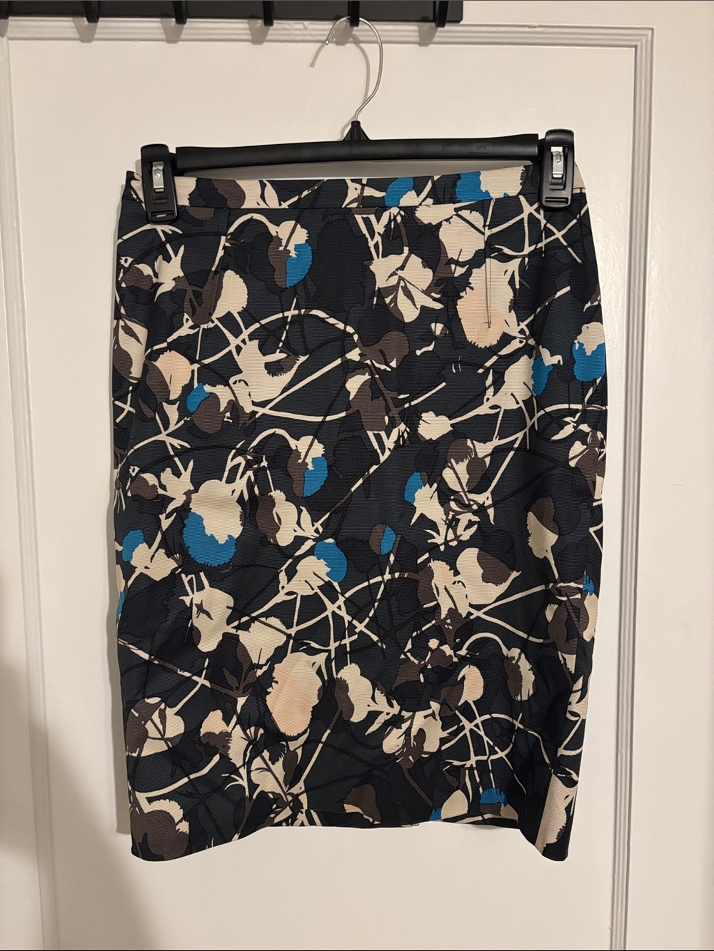 Jigsaw Abstract Floral Pencil Skirt in Black, Cream & Blue
